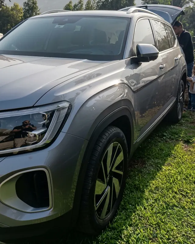 SUV particular con un Conductor A1 de SAVE, chófer de reemplazo en Lima